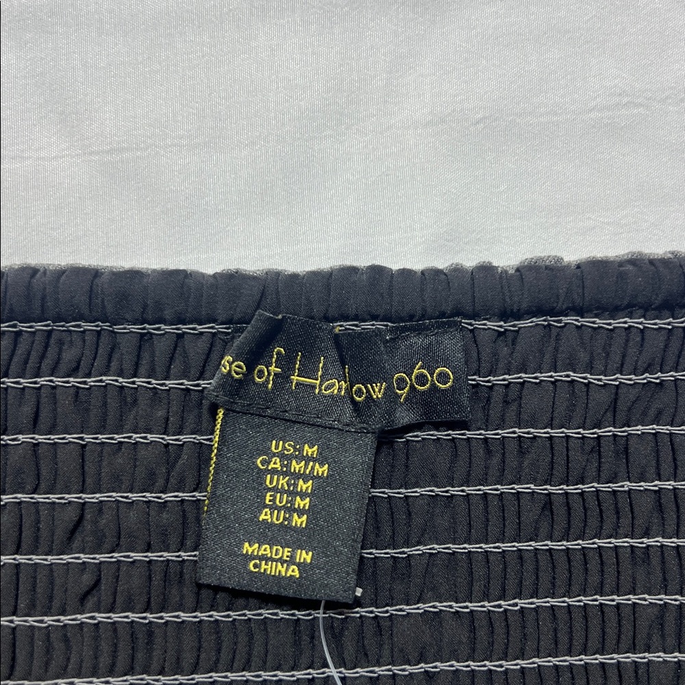 NWT House of Harlow top size medium - Picture 3 of 9